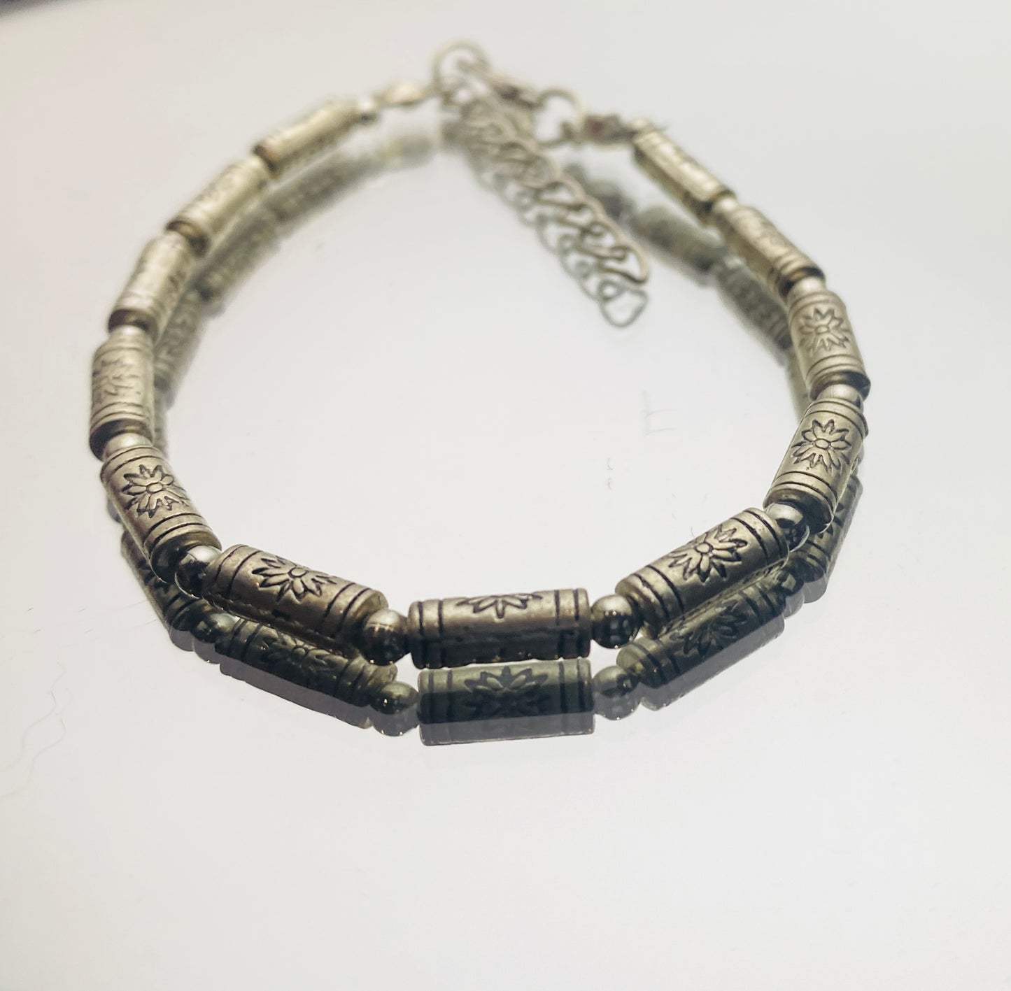 Metallic Flowers Bracelet