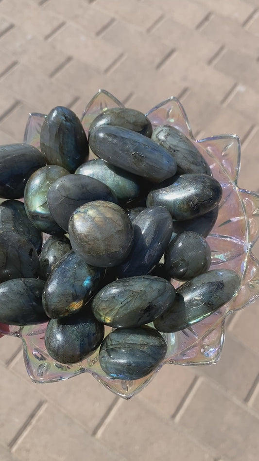 Labradorite Palmstones